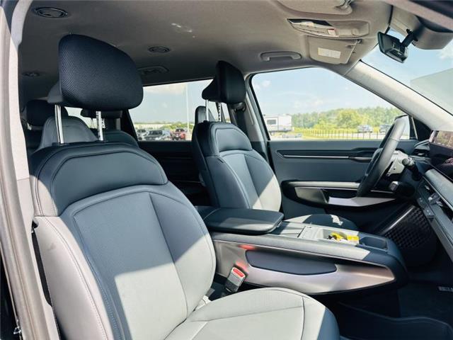 2026 Kia EV9 Land w/Premium Package (Stk: S26075) in Stratford - Image 8 of 19