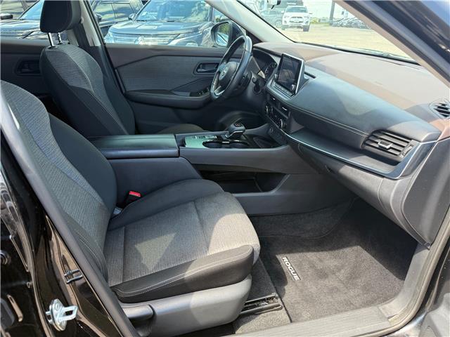2022 Nissan Rogue S (Stk: 8556AA) in Cambridge - Image 11 of 27