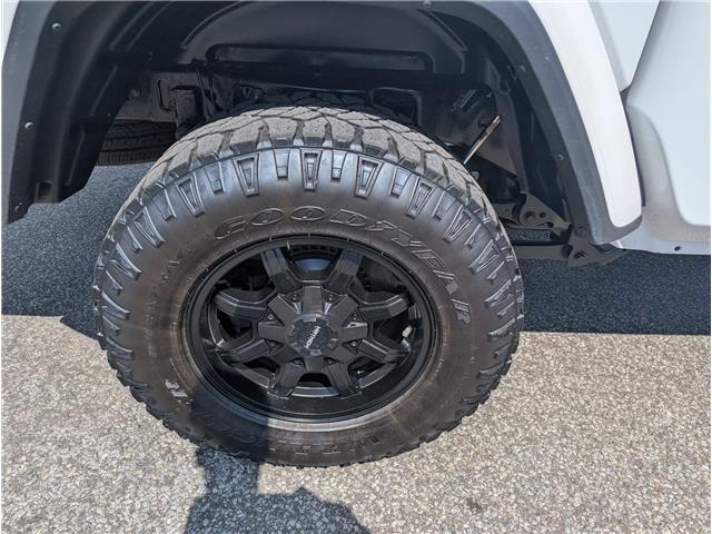 2022 Jeep Gladiator Sport S (Stk: B1865) in Sarnia - Image 13 of 26