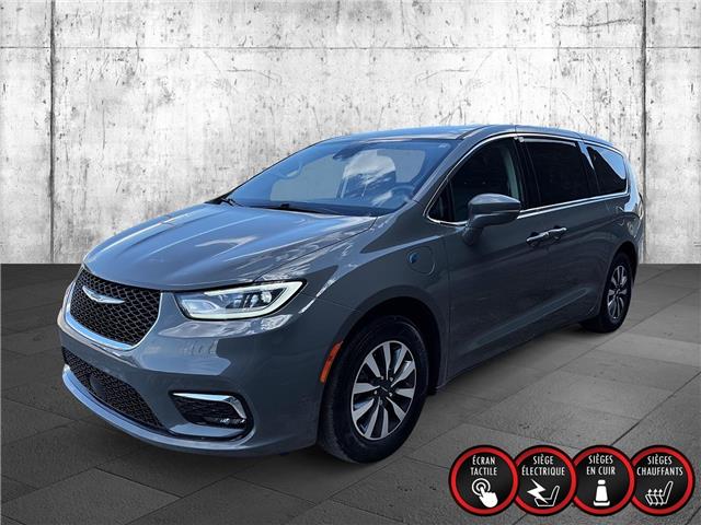 2022 Chrysler Pacifica Hybrid Touring-L (Stk: P5037) in Saint-Léonard - Image 1 of 22