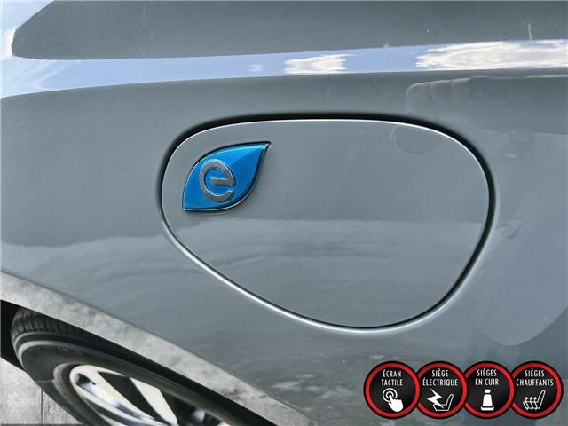 2022 Chrysler Pacifica Hybrid Touring-L (Stk: P5037) in Saint-Léonard - Image 9 of 22