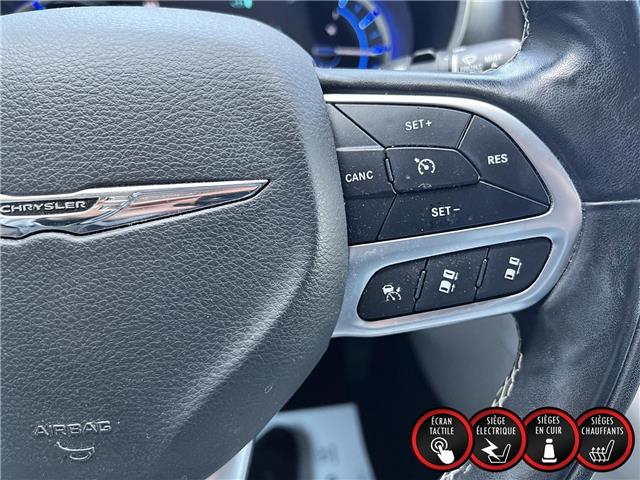 2022 Chrysler Pacifica Hybrid Touring-L (Stk: P5037) in Saint-Léonard - Image 19 of 22