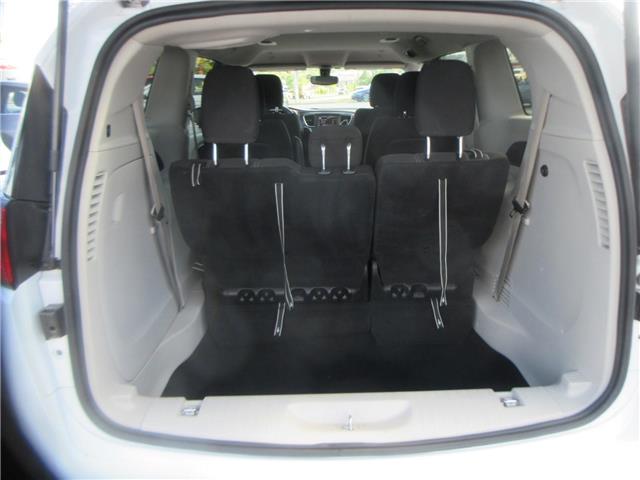 2022 Chrysler Grand Caravan SXT (Stk: P6192) in Peterborough - Image 5 of 33