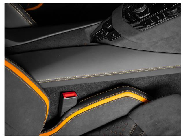 2022 Lamborghini Ultimae  in Woodbridge - Image 48 of 58