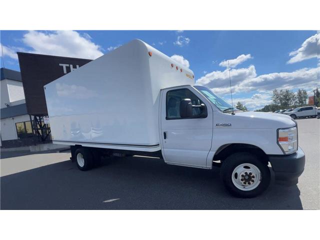 2022 Ford E-450 Cutaway Base (Stk: 25421) in Sudbury - Image 2 of 21 2022 Ford E-450 Cutaway Base (Stk: 25421) in Sudbury - Image 2 of 21