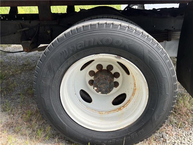 2022 Ford E-450 Cutaway Base (Stk: 25421) in Sudbury - Image 10 of 21 2022 Ford E-450 Cutaway Base (Stk: 25421) in Sudbury - Image 10 of 21