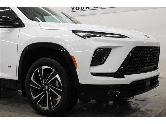 2026 Buick Enclave Sport Touring (Stk: T3048) in Watrous - Image 12 of 43