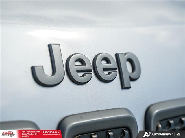 2020 Jeep Cherokee Trailhawk (Stk: 62489) in Essex-Windsor - Image 11 of 31