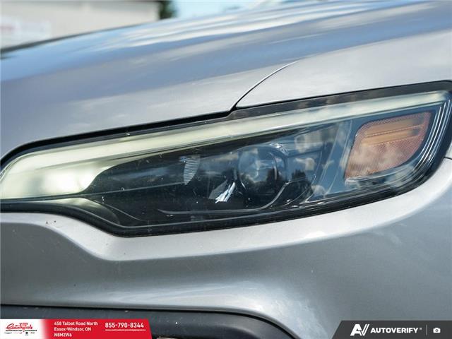 2020 Jeep Cherokee Trailhawk (Stk: 62489) in Essex-Windsor - Image 12 of 31