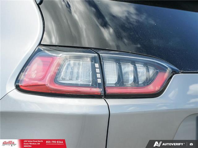 2020 Jeep Cherokee Trailhawk (Stk: 62489) in Essex-Windsor - Image 14 of 31