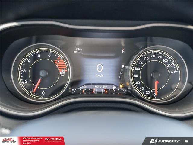 2020 Jeep Cherokee Trailhawk (Stk: 62489) in Essex-Windsor - Image 18 of 31