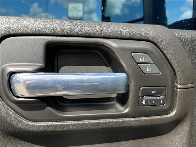 2023 GMC Sierra 3500HD Denali (Stk: 5B061A) in Blenheim - Image 15 of 44 2023 GMC Sierra 3500HD Denali (Stk: 5B061A) in Blenheim - Image 15 of 44