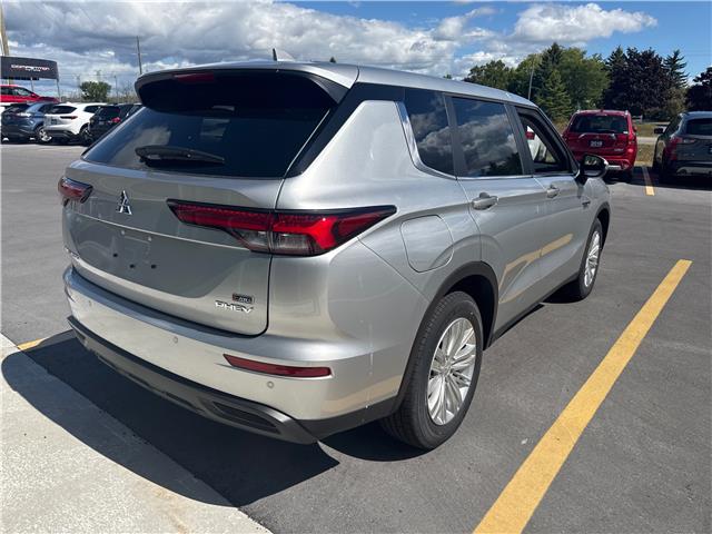2025 Mitsubishi Outlander PHEV ES (Stk: M5294) in BELLEVILLE - Image 3 of 7
