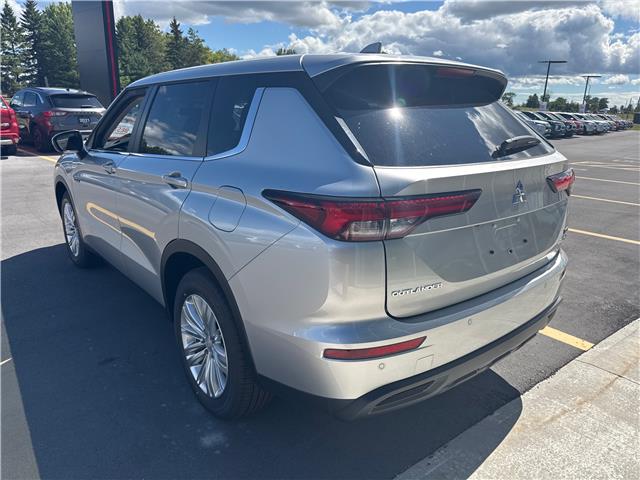 2025 Mitsubishi Outlander PHEV ES (Stk: M5294) in BELLEVILLE - Image 4 of 7