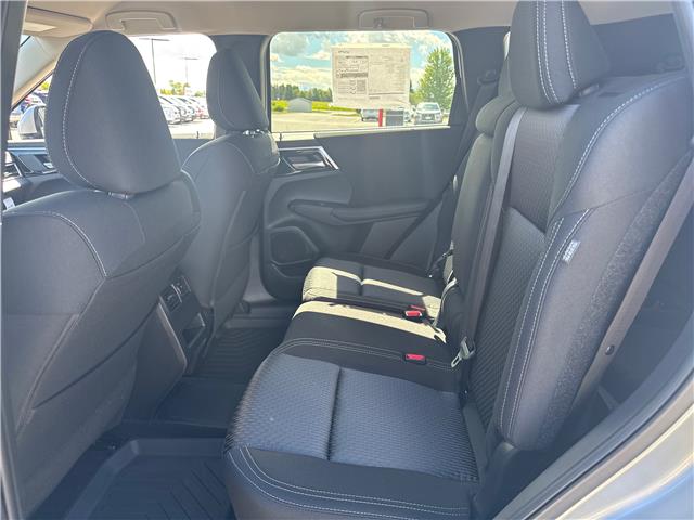 2025 Mitsubishi Outlander PHEV ES (Stk: M5294) in BELLEVILLE - Image 6 of 7