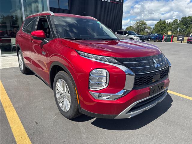 2025 Mitsubishi Outlander PHEV SE (Stk: M5323) in BELLEVILLE - Image 2 of 7