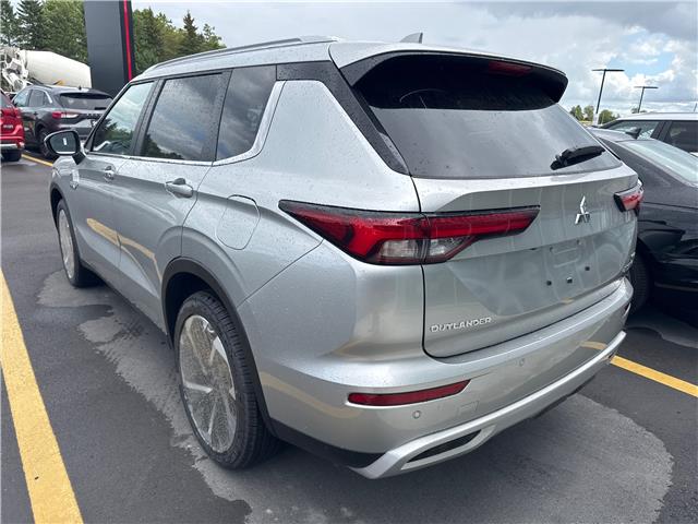 2025 Mitsubishi Outlander PHEV SEL (Stk: M5333) in BELLEVILLE - Image 4 of 7
