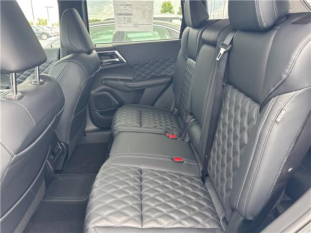 2025 Mitsubishi Outlander PHEV SEL (Stk: M5333) in BELLEVILLE - Image 6 of 7