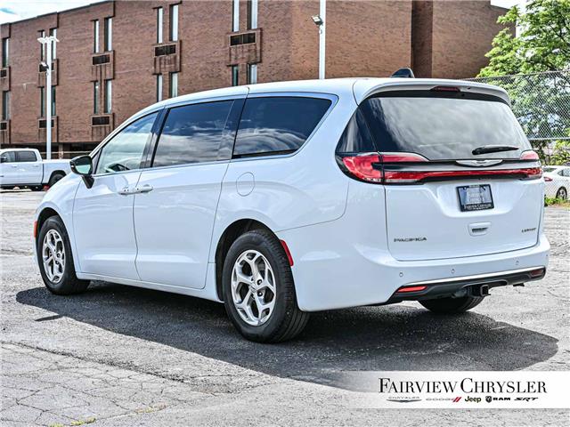 2024 Chrysler Pacifica Limited (Stk: U21249) in Burlington - Image 4 of 36