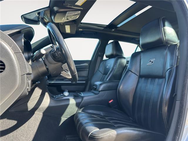 2022 Chrysler 300 S (Stk: P40212C) in Saskatoon - Image 12 of 15