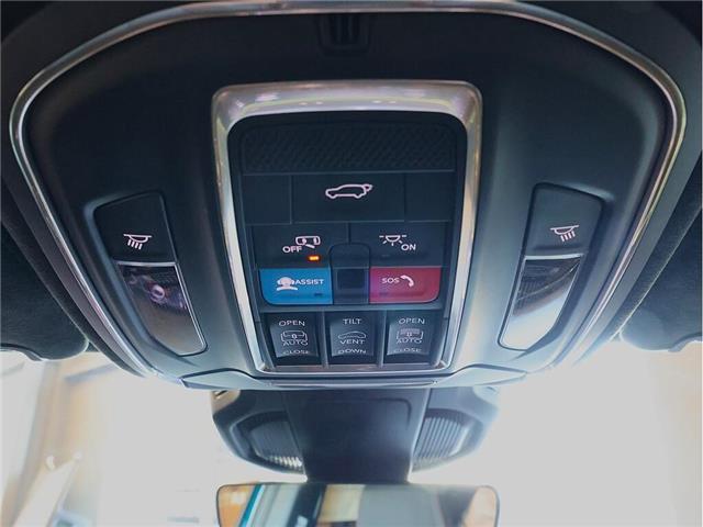 2025 Jeep Wagoneer S Base (Stk: 25J129) in Calgary - Image 12 of 25