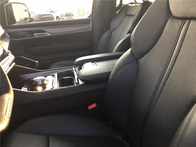 2025 Jeep Wagoneer Series II Carbide (Stk: FF002A) in Swan River - Image 7 of 27 2025 Jeep Wagoneer Series II Carbide (Stk: FF002A) in Swan River - Image 7 of 27