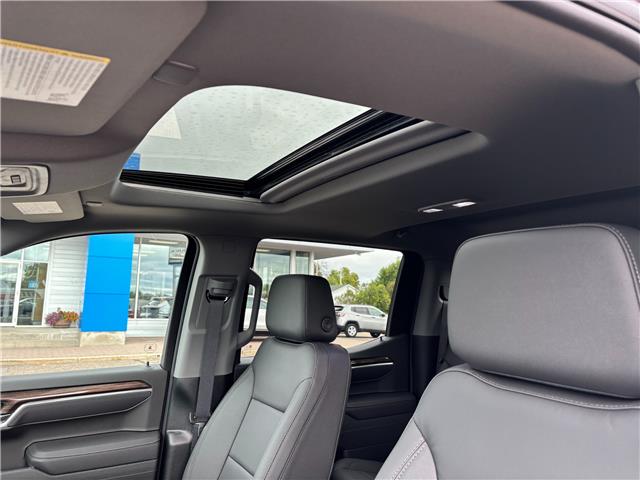 2026 Chevrolet Silverado 1500 RST (Stk: 35858) in Renfrew - Image 16 of 40