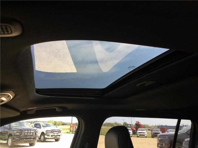 2025 Jeep Grand Cherokee L Laredo (Stk: FF063) in Swan River - Image 11 of 20