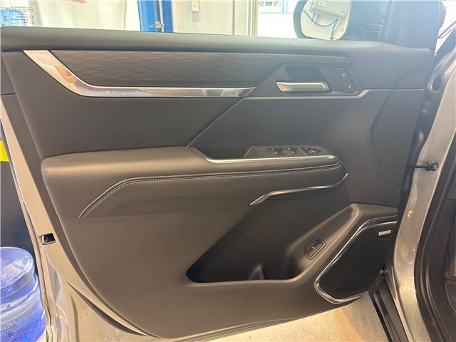 2025 GMC Acadia Elevation (Stk: 14005) in Roblin - Image 7 of 18