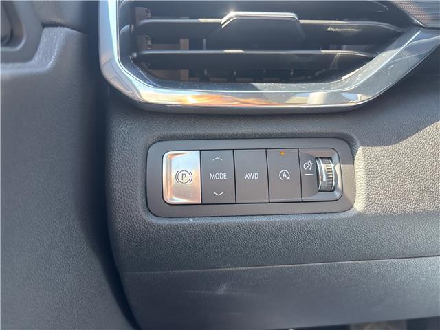 2025 GMC Acadia Elevation (Stk: 14005) in Roblin - Image 14 of 18