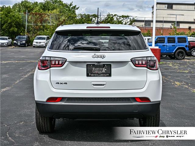 2025 Jeep Compass Sport (Stk: ST2424) in Burlington - Image 5 of 31