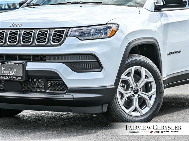 2025 Jeep Compass Sport (Stk: ST2424) in Burlington - Image 7 of 31