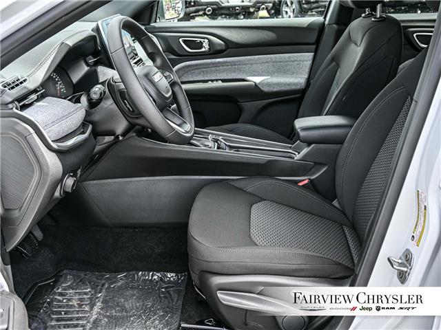 2025 Jeep Compass Sport (Stk: ST2424) in Burlington - Image 15 of 31