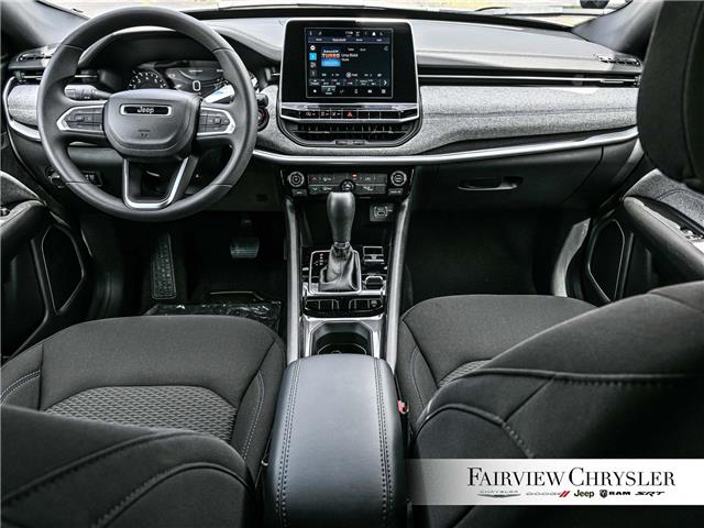 2025 Jeep Compass Sport (Stk: ST2424) in Burlington - Image 20 of 31