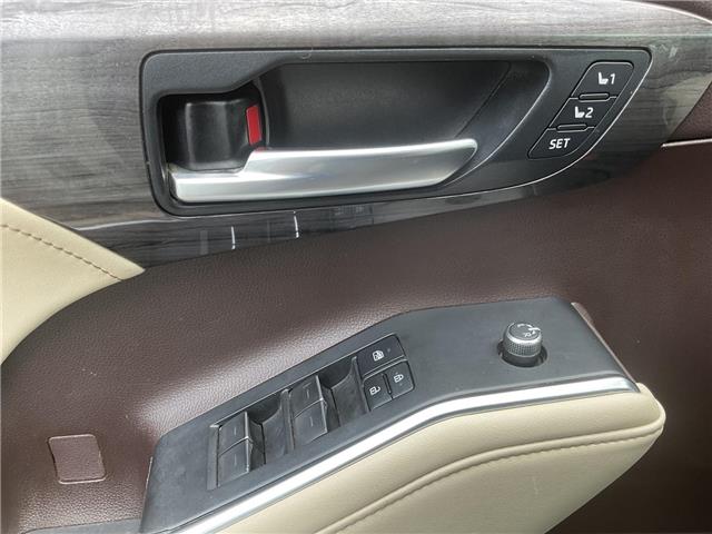 2021 Toyota Highlander Limited (Stk: 4570) in KITCHENER - Image 16 of 34