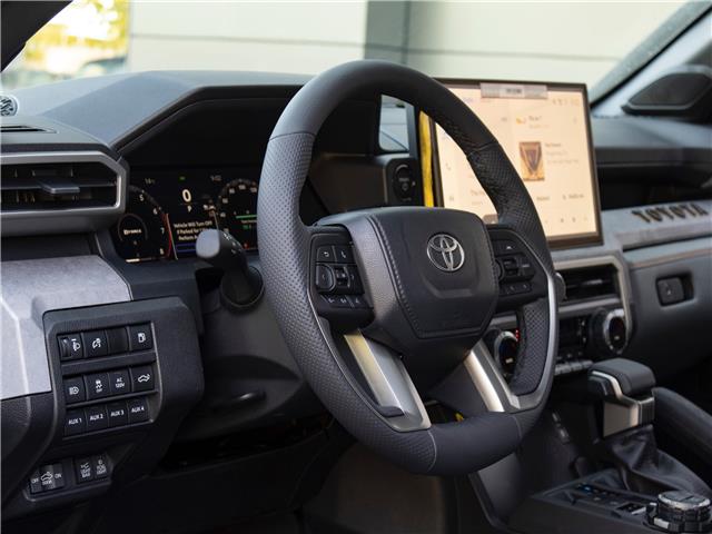 2025 Toyota Tacoma Hybrid Base (Stk: TA4101) in Windsor - Image 13 of 32