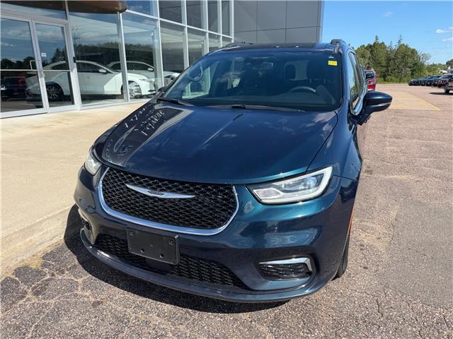 2022 Chrysler Pacifica Touring (Stk: 24473) in Pembroke - Image 3 of 24