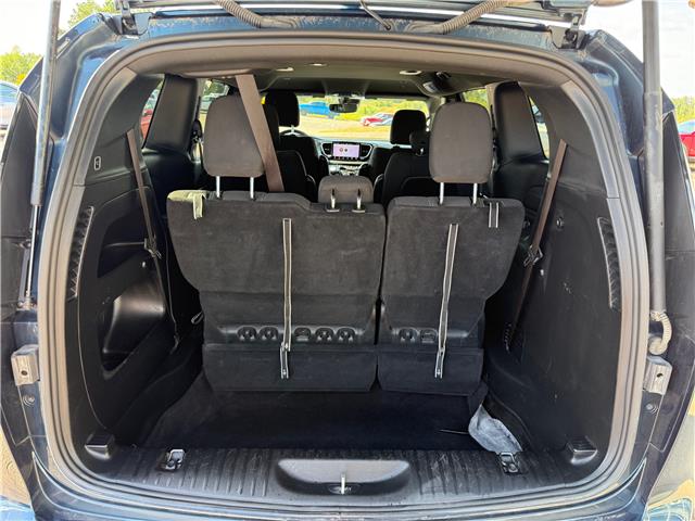 2022 Chrysler Pacifica Touring (Stk: 24473) in Pembroke - Image 12 of 24