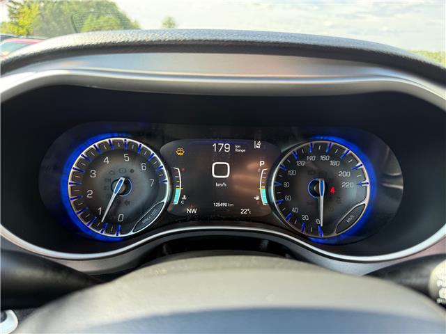 2022 Chrysler Pacifica Touring (Stk: 24473) in Pembroke - Image 22 of 24