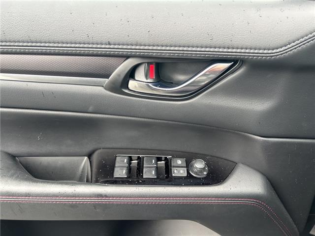 2021 Mazda CX-5 Kuro Edition (Stk: P4827) in Surrey - Image 14 of 15