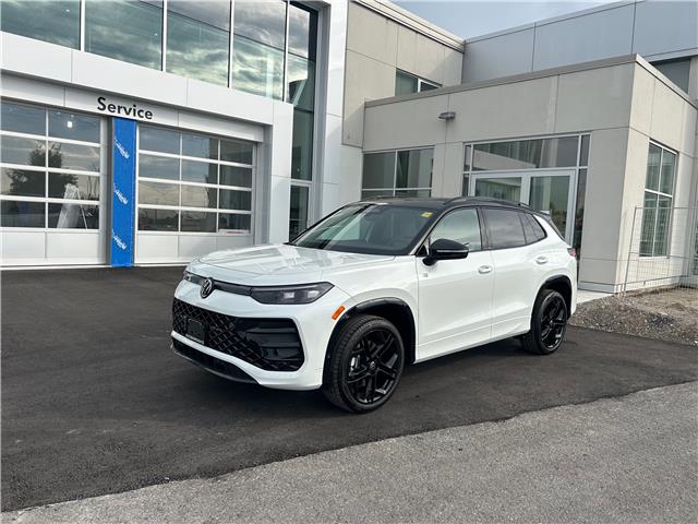 2025 Volkswagen Tiguan Comfortline R-Line Black Edition (Stk: 13067) in Peterborough - Image 1 of 22