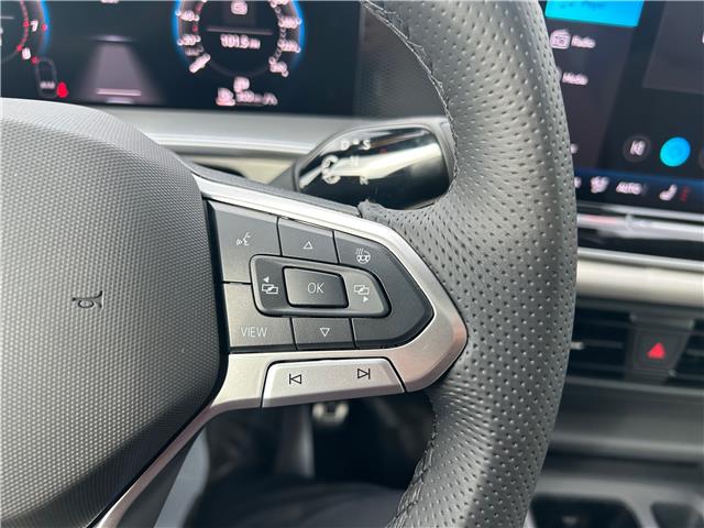 2025 Volkswagen Tiguan Comfortline R-Line Black Edition (Stk: 13067) in Peterborough - Image 13 of 22