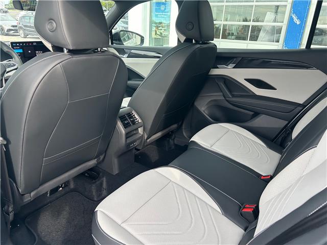 2025 Volkswagen Tiguan Comfortline R-Line Black Edition (Stk: 13067) in Peterborough - Image 19 of 22