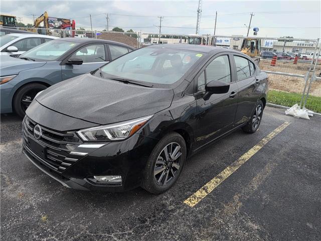 2025 Nissan Versa SV (Stk: 25237) in Sarnia - Image 1 of 3