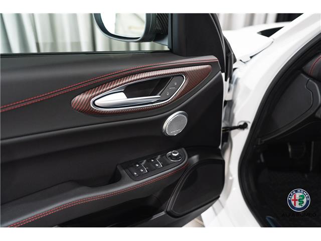 2024 Alfa Romeo Giulia Quadrifoglio (Stk: AR2415) in Edmonton - Image 10 of 31 2024 Alfa Romeo Giulia Quadrifoglio (Stk: AR2415) in Edmonton - Image 10 of 31