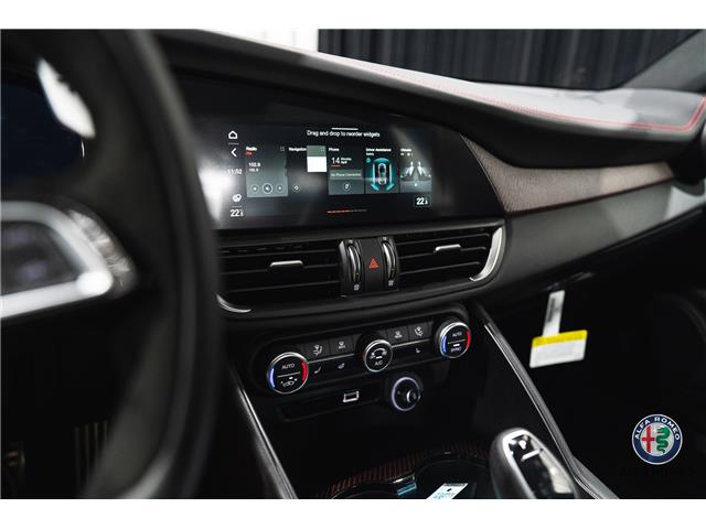 2024 Alfa Romeo Giulia Quadrifoglio (Stk: AR2415) in Edmonton - Image 14 of 31 2024 Alfa Romeo Giulia Quadrifoglio (Stk: AR2415) in Edmonton - Image 14 of 31