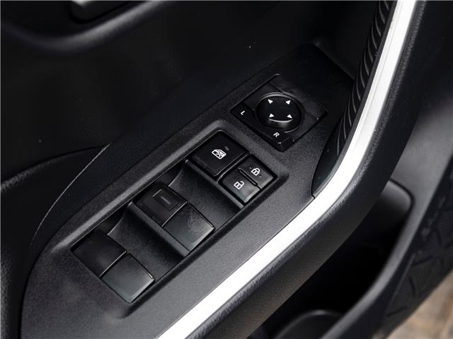 2019 Toyota RAV4 Hybrid LE (Stk: TR7804) in Windsor - Image 10 of 27