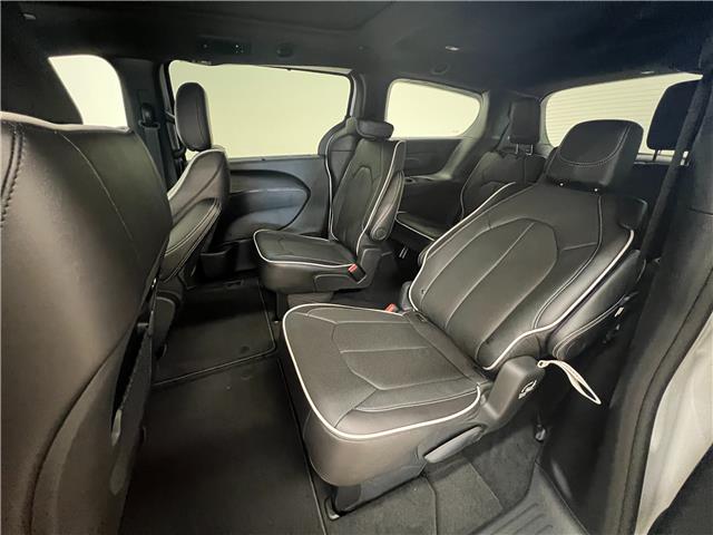 2026 Chrysler Pacifica Limited (Stk: R153588) in Courtenay - Image 12 of 18