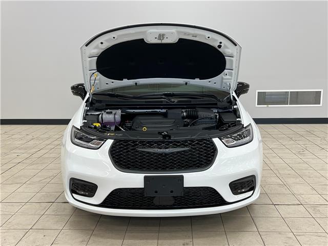 2026 Chrysler Pacifica Limited (Stk: R153588) in Courtenay - Image 9 of 18