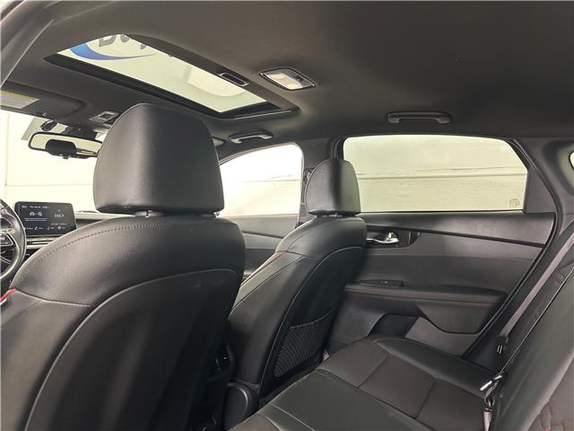 2022 Kia Forte5 GT (Stk: 42906J) in Belleville - Image 8 of 22